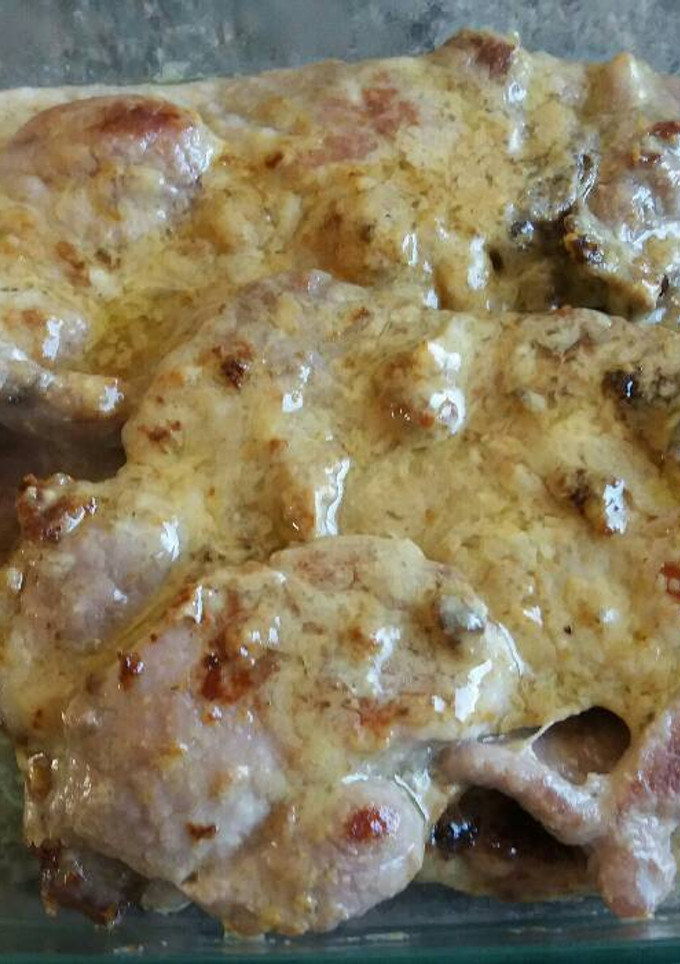 Una foto de Chuletas de cerdo en salsa ranchera