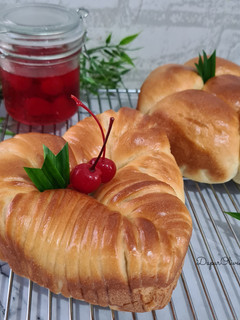 Foto resep Wool Roll Cream Cheese Bread & Cream Cheese Bun