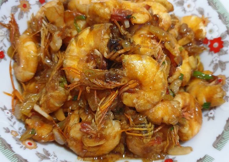 Easiest Way to Prepare Yummy Udang Saos Tiram