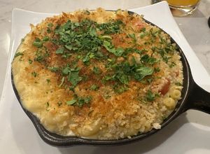 Foto de Macarrão com queijo e trufa gratinado