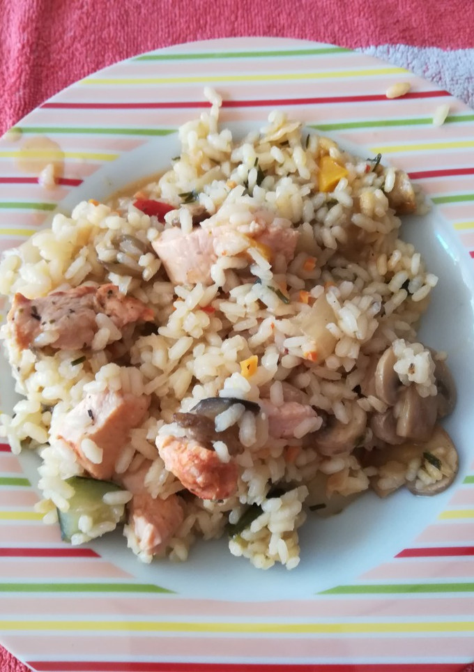 Una foto de Arroz a lo pobre