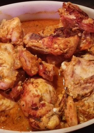 Foto principal de Pollo con mojo rojo y mezcla de hierbas!!