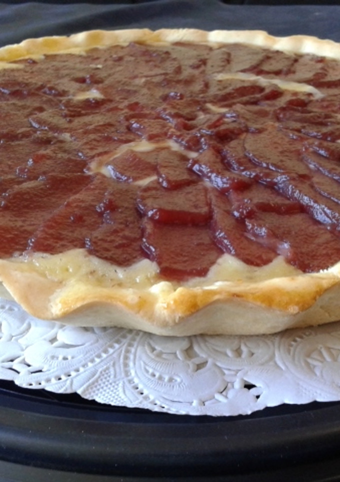 Una foto de Tarta de peras al borgoña