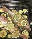 Pescado horneado a las finas hierbas