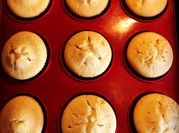 A picture of all purpose flour cupcakes