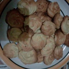 Butter cookies A picture of Butter cookies.