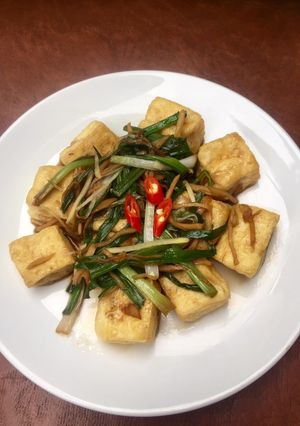Hình của món Đậu hũ xốt hành gừng.