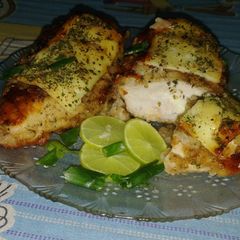 A picture of Cheesy Stuffed Baked Chicken.