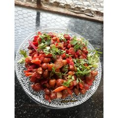A picture of Healthy Brown chickpeas salad.