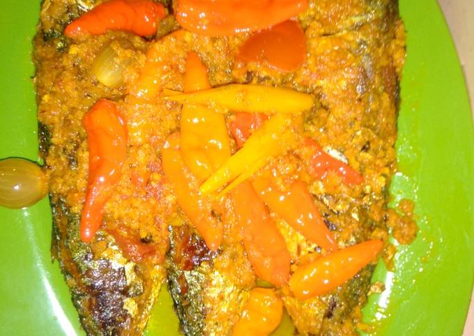 Mudah Banget Membuat Resep Pesmol ikan kembung