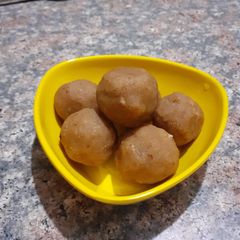 A picture of Choorma laddu in a unique way.