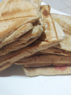 A picture of Jam toast bread.