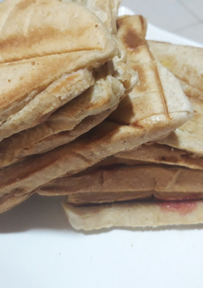A picture of Jam toast bread.