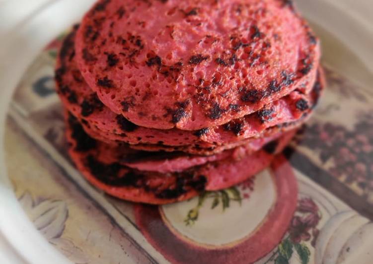 Flourless Pink pancakes ππ₯