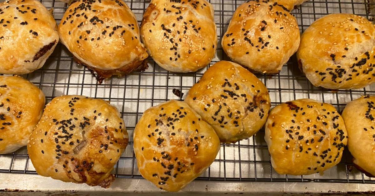 Puff Pastry with Meat Filling Recipe by Alena Cookpad