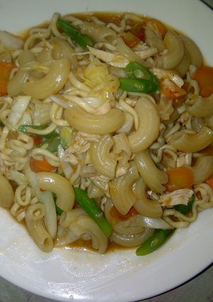 Foto resep Seblak mie kuah ayam &sayuran.