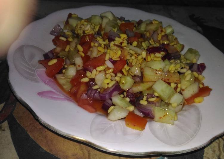 Recipe: Appetizing Yellow moong dal salad