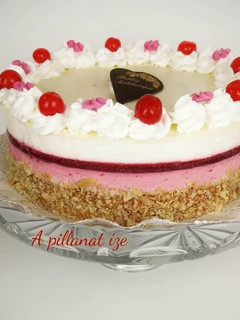 Meggyes-vaníliás torta recept fotója