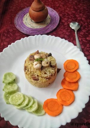 A picture of Nadru yakhni pulao.
