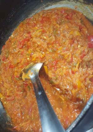 A picture of Pizza sauce.