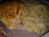 Tortilla de papa rellena de jamón y queso