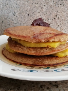 Una foto de Pancakes de avena y granola #SinHarina #SinAzucar