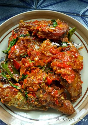 Foto resep Ikan Sambal Bawang Kemangi