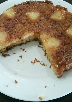 A picture of Pineapple Turnover Cake.
