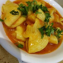 A picture of Macaroni and potatoes sabji.
