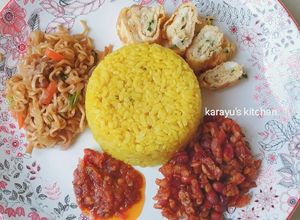 Foto resep Nasi Kuning + Tempe Kacang Balado + Mie Goreng + Telur Dadar