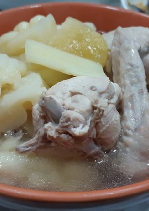 醃鳳梨苦瓜雞湯 的食譜成品照片