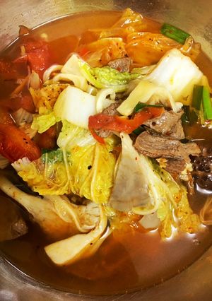 Hình của món Canh kim chi thịt bò chay.