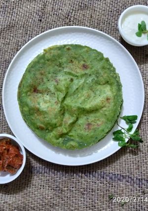 A picture of Mint paratha.