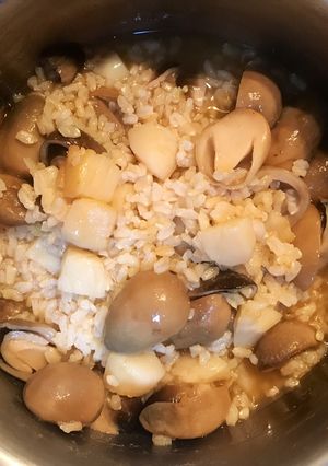 A picture of Mushroom scallop porridge.