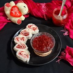 A picture of Strawberry jam without pectin.