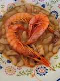 Alubias con calamares y gambas