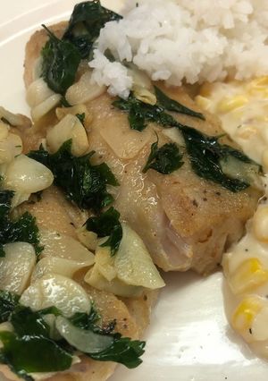 Una foto de Filete de pescado al mojo de ajo con el toque Sonorense