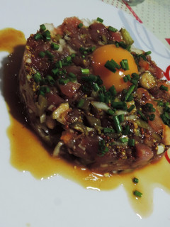 Una foto de Tartar de atún