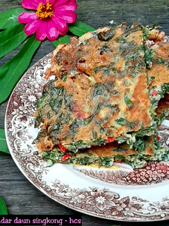 Foto resep Telur Dadar Daun Singkong
