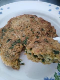 Una foto de Huevo con avena y espinaca