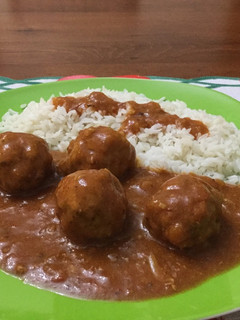 Una foto de Albóndigas en salsa a la Pat (modificable para celíacos)