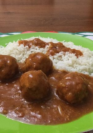 Una foto de Albóndigas en salsa a la Pat (modificable para celíacos)