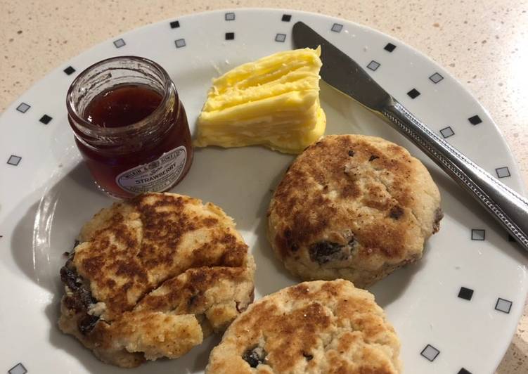 Steps to Make Super Quick Homemade Welsh cakes