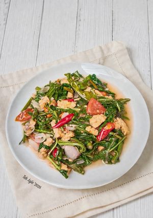 Foto resep Tumis Daun Pakis