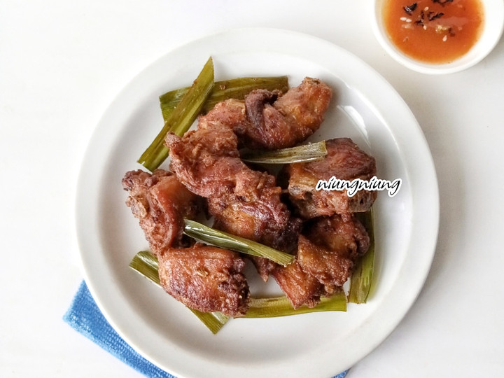 Langkah Mudah untuk Membuat Gai Tod (Ayam Goreng Khas Thailand) Istimewa