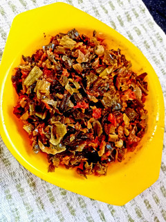 हरे प्याज़ और टमाटर की सब्जी (Hare pyaz aur tamatar ki sabzi recipe in hindi) रेसिपी मुख्य फोटो