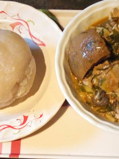 A picture of Ukazi soup with white garri.