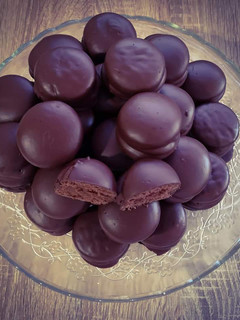 Una foto de Alfajores de chocolate