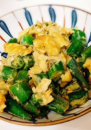 素食蛋炒秋葵 的食譜成品照片