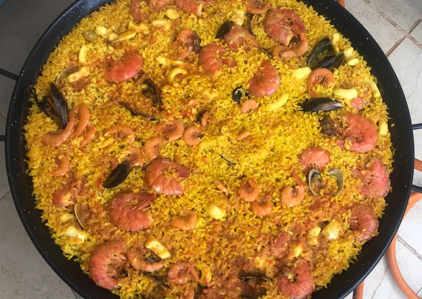 Paella de despedida vacacional
